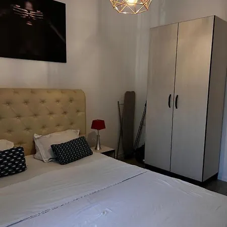 Sunnyescape7 Apartman *